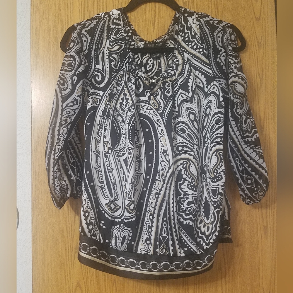 White House Black Market Paisley Women's Top Size 6